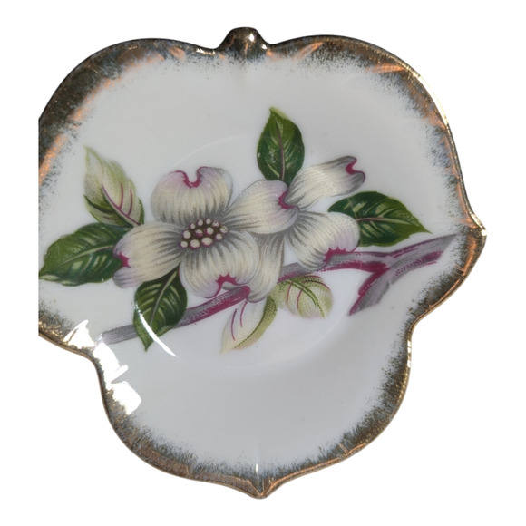 Lugene's Hand Painted Dogwood Lotus Shaped Trinket Dish Porcelain Japan Vintage - Picture 4 of 5